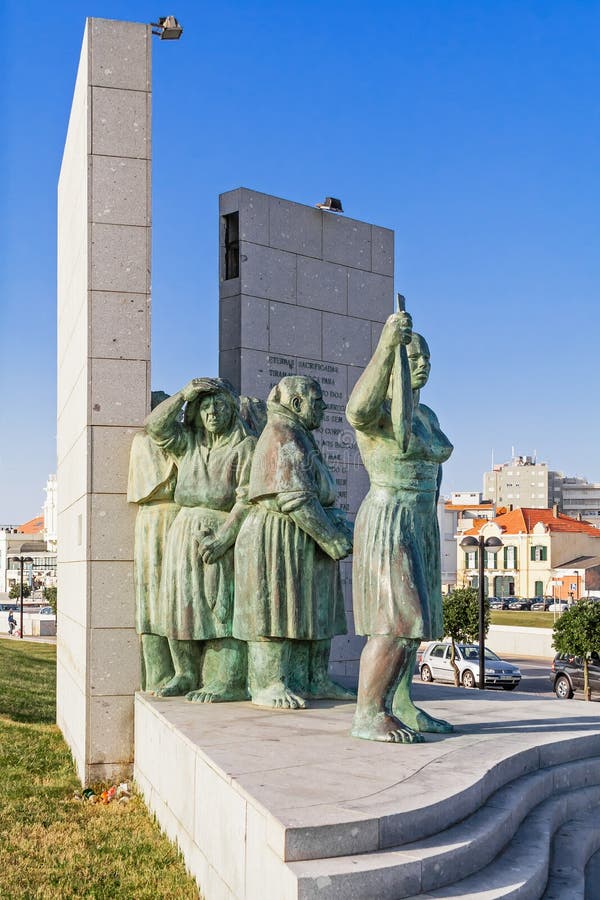 Monumento jako Peixeiras Zabytek ryba kobiety lub Fishwives fotografia stock Monumento jako Peixeiras Zabytek ryba kobiety lub Fishwives fotografia stock