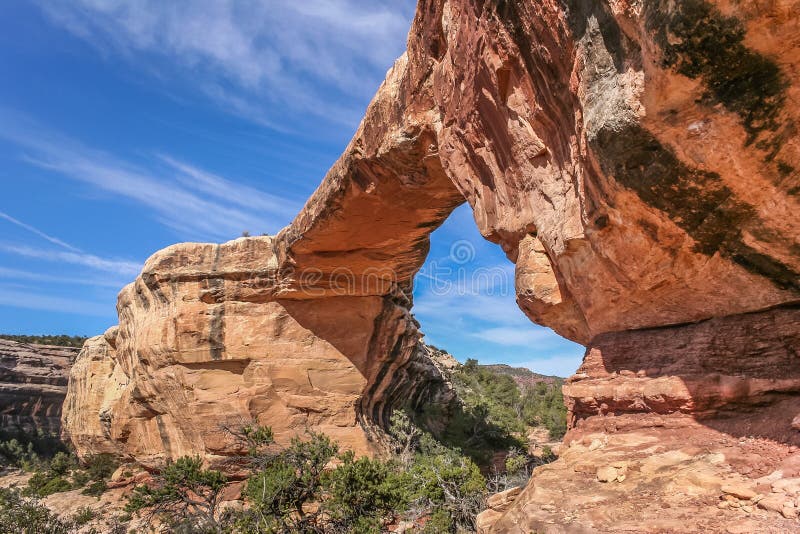 Monumento nacional das pontes naturais foto de stock Monumento nacional das pontes naturais foto de stock