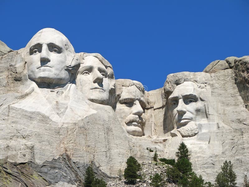Monumento nacional de Rushmore del montaje