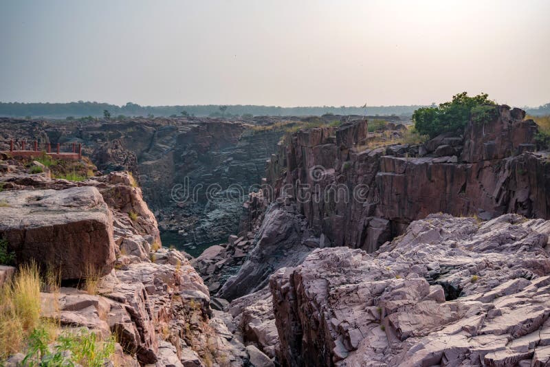 Prachtig Indiaas landschap met de Raneh-waterval royalty-vrije stock fotografie