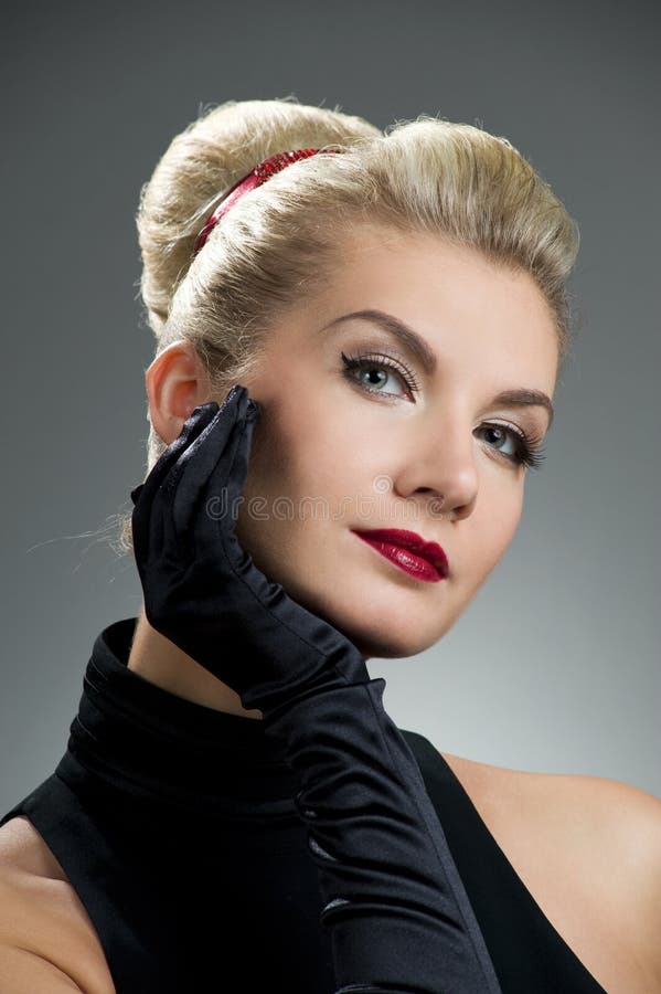 Charmant retroportret van een vrouw stock afbeelding