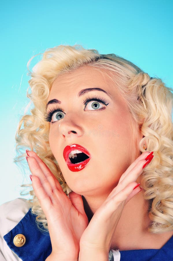 Charmant retroportret van een vrouw stock foto