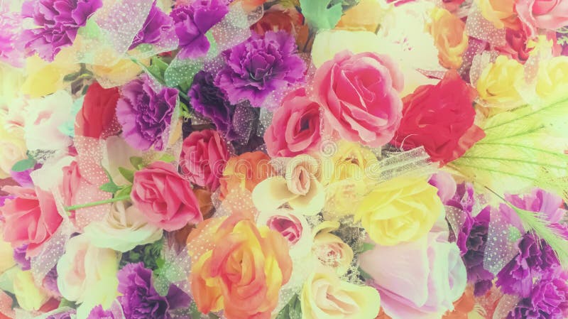 Mooie bos van bloemen Aard en Decorconcept Valentijnskaartendag en Verjaardagsconcept Natuurlijk thema Pastelkleur en wijnoogst royalty-vrije stock afbeeldingen Mooie bos van bloemen Aard en Decorconcept Valentijnskaartendag en Verjaardagsconcept Natuurlijk thema Pastelkleur en wijnoogst royalty-vrije stock afbeeldingen