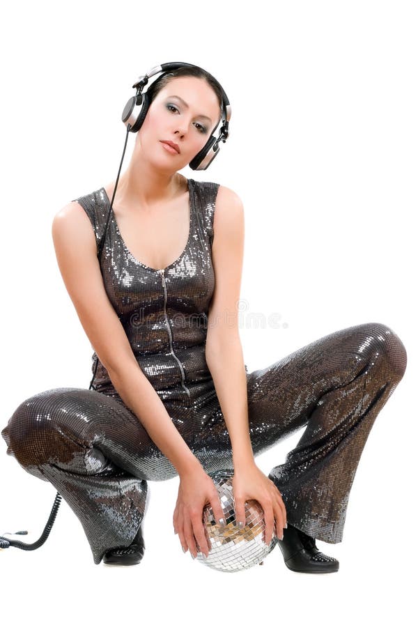 Mooie jonge brunette in hoofdtelefoons stock foto Mooie jonge brunette in hoofdtelefoons stock foto
