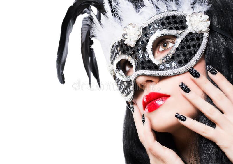 Mooie vrouw in zwart Carnaval-masker met manicure stock foto's Mooie vrouw in zwart Carnaval-masker met manicure stock foto's