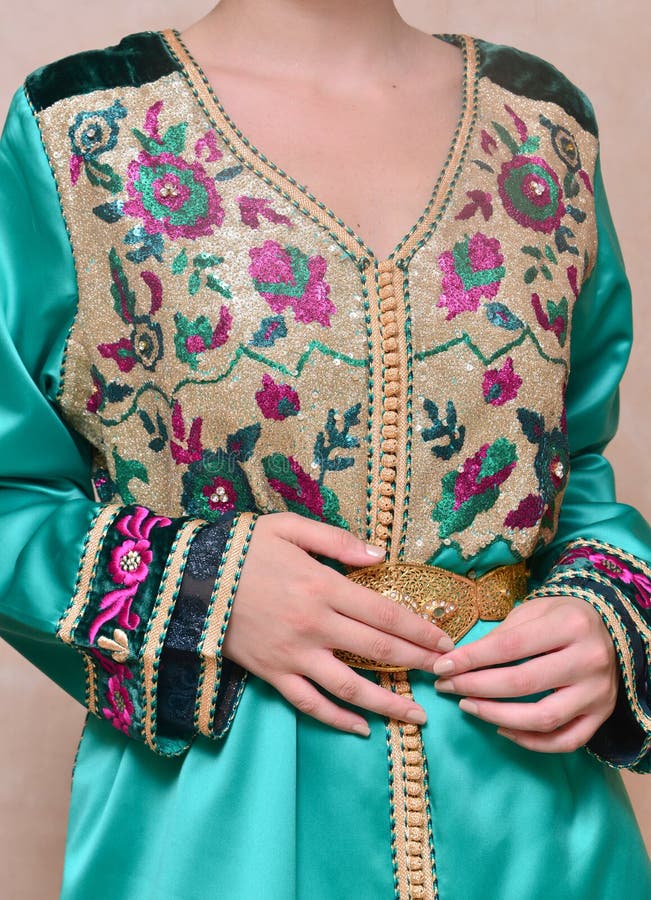 Moroccan Caftan . Dressed by the Moroccan Bride on Her Wedding Day ...