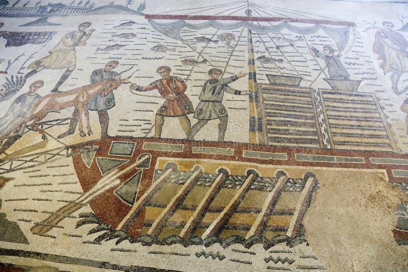 Mosaico en el chalet romano en Sicilia imágenes de archivo libres de regalías Mosaico en el chalet romano en Sicilia imágenes de archivo libres de regalías