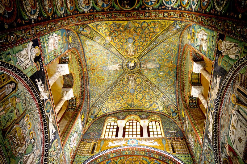 Mosaico En El Techo Sobre El Presbiterio De La Basílica De San Vitale En  Rávena Imagen de archivo - Imagen de turista, italiano: 170016081