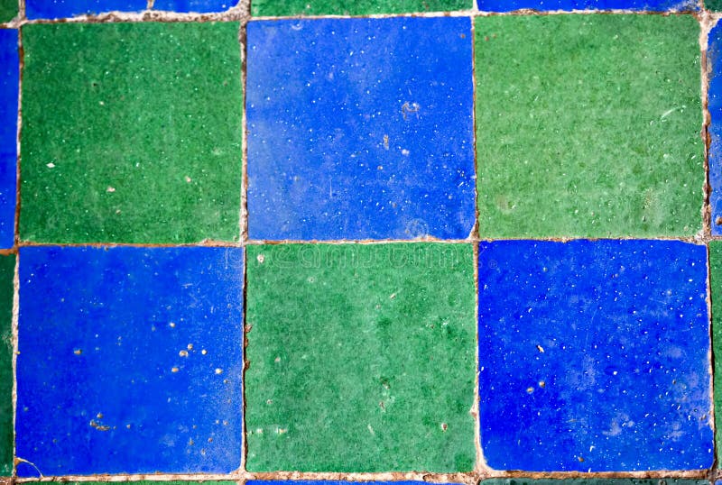 Mosaiktegelplattor för blå gräsplan royaltyfri foto Mosaiktegelplattor för blå gräsplan royaltyfri foto