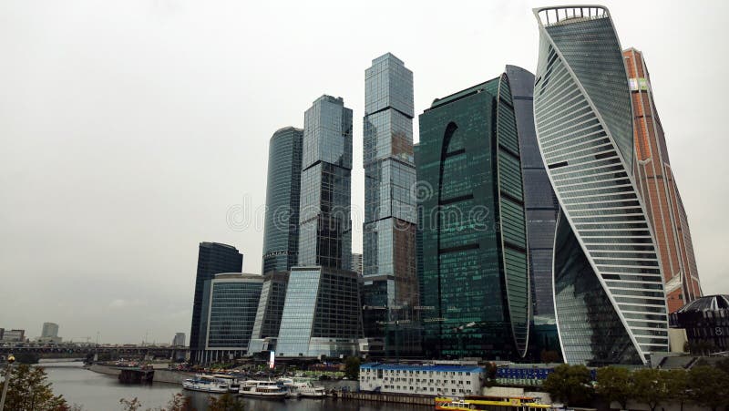 mosc? Rusia septiembre de 2018: Centro de negocios internacional de Mosc? en el d3ia, en tiempo nublado imágenes de archivo libres de regalías mosc? Rusia septiembre de 2018: Centro de negocios internacional de Mosc? en el d3ia, en tiempo nublado imágenes de archivo libres de regalías