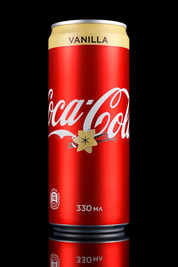 Mosca Russia Aprile 2021 : Cocacola Vaniglia in Alluminio Rosso Con  Striscia Beige Con Riflesso Sulla Superficie Lucida Su Fotografia  Editoriale - Immagine di alluminio, particolare: 216799982