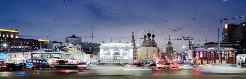 MOSCA, RUSSIA - 27 gennaio 2017: Quadrato di Taganskaya immagini stock libere da diritti MOSCA, RUSSIA - 27 gennaio 2017: Quadrato di Taganskaya immagini stock libere da diritti