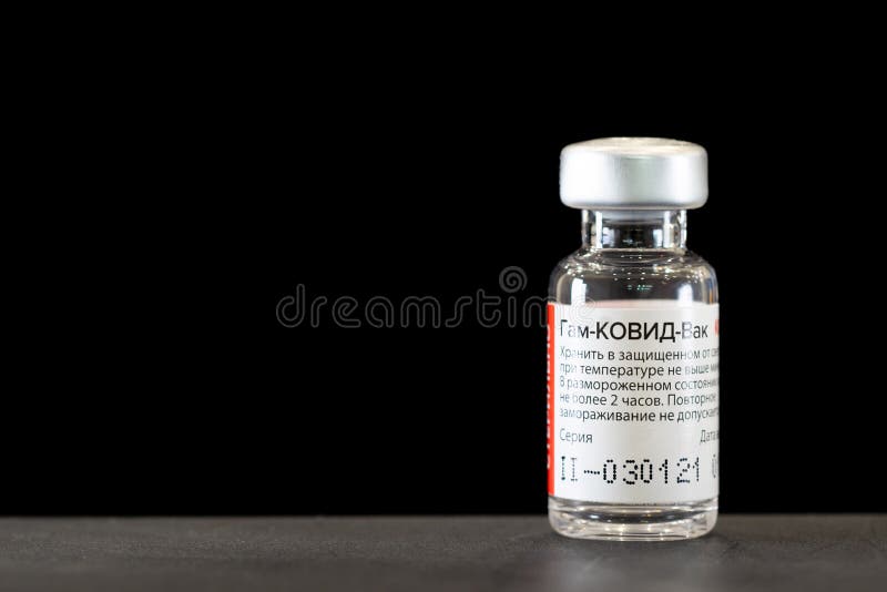 Moscou russie 01 avril 2021 : coronavirus covid 19 vaccin sputnik v nom local gamcovidvac produit en russie et prêt pour