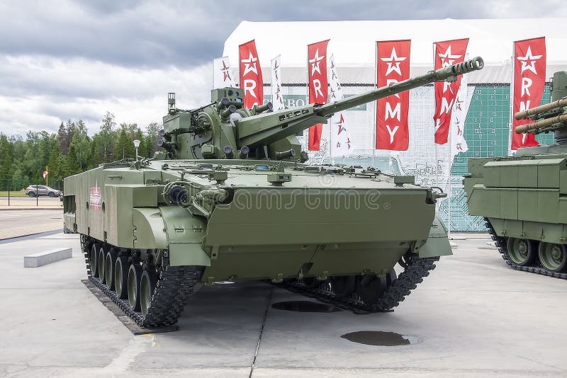 Moscou Russie 30. 06. 2019 Camion moderne de combat d'infanterie image stock Moscou Russie 30. 06. 2019 Camion moderne de combat d'infanterie image stock