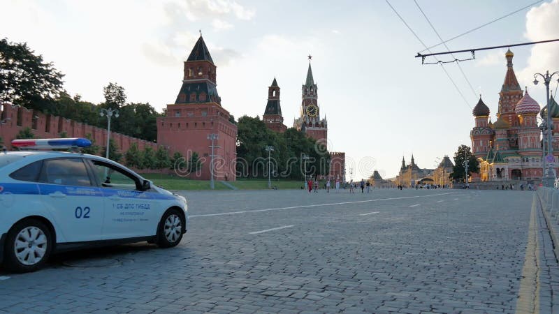 MOSCOU, RÚSSIA, O 23 DE JUNHO DE 2016: Torre do Spassky do Kremlin Quadrado vermelho