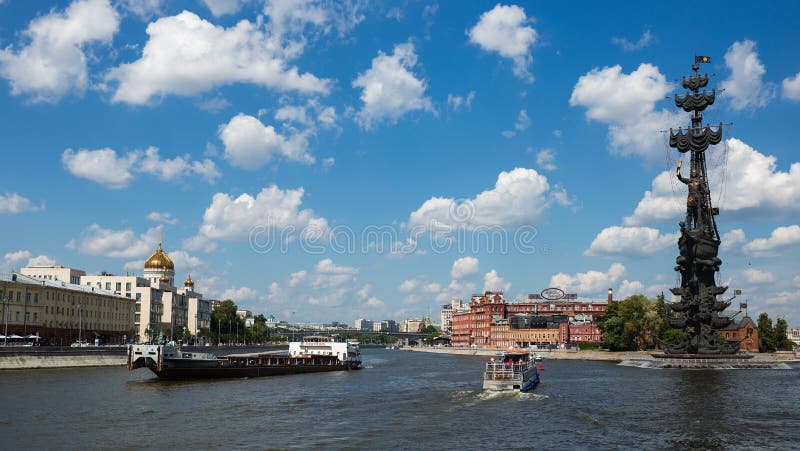 Moscow to the End of the Line by Venedikt Erofeev Moscow to the End of the Line by Venedikt Erofeev