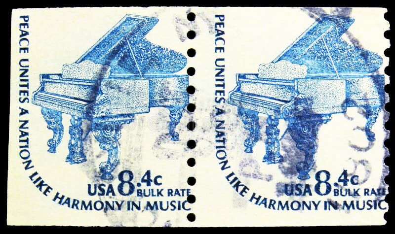 Two postage stamps printed in United States shows Steinway Grand Piano,1857, Americana Issue serie, circa 1978 stock photography Two postage stamps printed in United States shows Steinway Grand Piano,1857, Americana Issue serie, circa 1978 stock photography