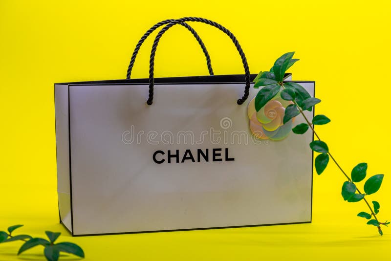 chanel large purse