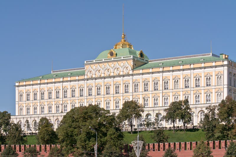 moscow грандиозный дворец kremlin фасад Резиденция парада presid стоковое изображение rf moscow грандиозный дворец kremlin фасад Резиденция парада presid стоковое изображение rf