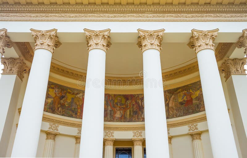 Moscú y sus arquitecturas impresionantes y fascinadoras foto de archivo libre de regalías Moscú y sus arquitecturas impresionantes y fascinadoras foto de archivo libre de regalías