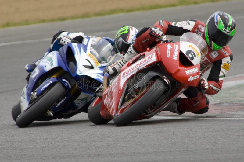 MOT: Britische Superbike Vorwärmung stockbild MOT: Britische Superbike Vorwärmung stockbild