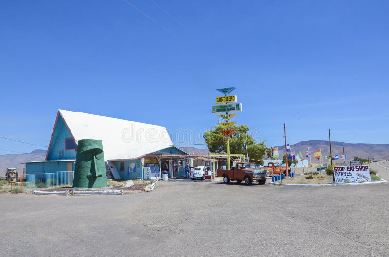 Ranchero motel on Route 66, Kingman on a sunny summer day. Ranchero motel on Route 66, Kingman on a sunny summer day.