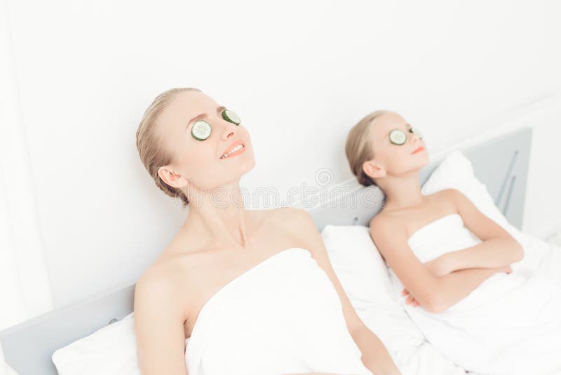 Mother and Daughter Had a Day of Spa. they Have Fun in White Bath Towels  Stock Image - Image of health, luxury: 105008699