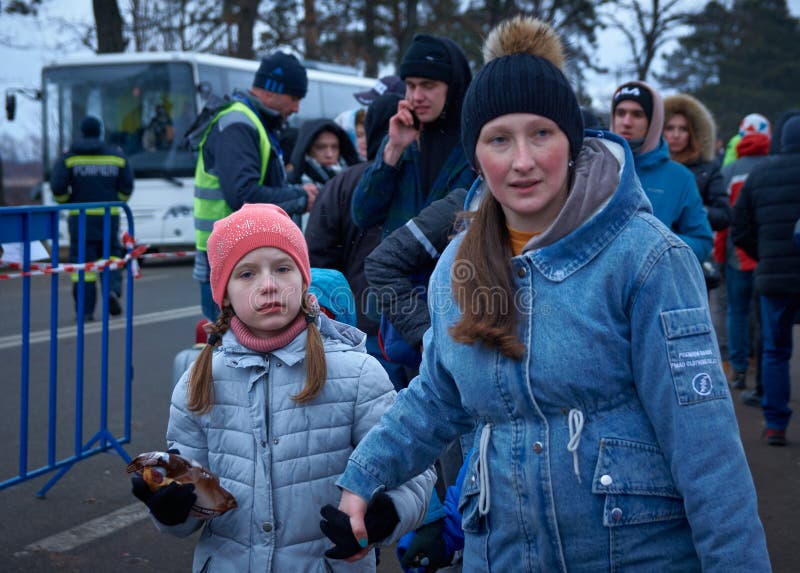 Ukrainian refugees looking for a means of transportation