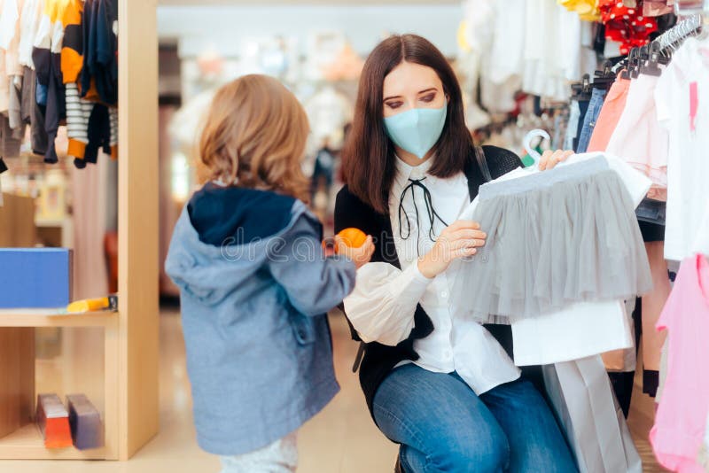 Young Mother Toddler Daughter Enjoying Shopping Stock Photos - Free ...