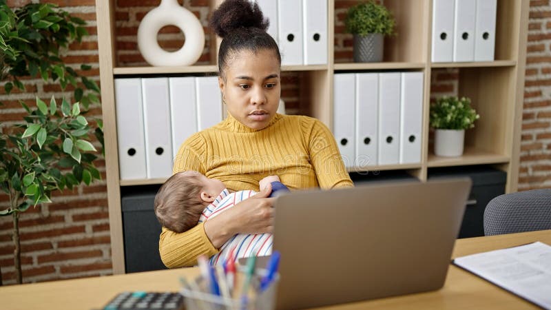 Pumping Breastmilk and Working in Office Stock Photo - Image of infant,  measure: 118160504