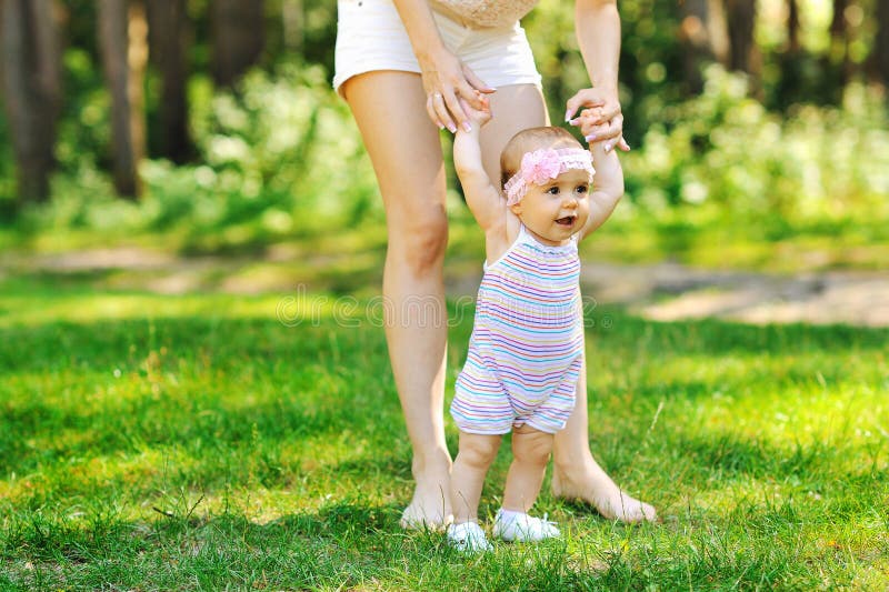 teaching baby to walk