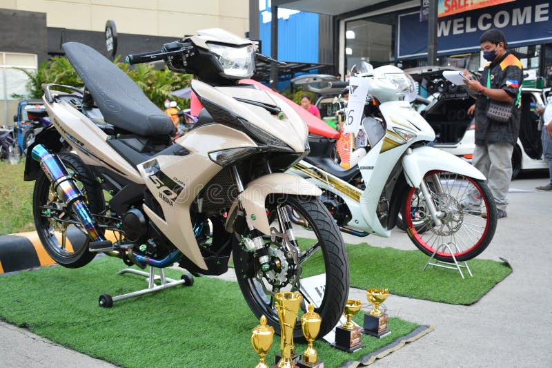 Moto Yamaha 150 Em Filipinas Do Pasay Imagem Editorial - Imagem de mundo,  desengate: 182669505