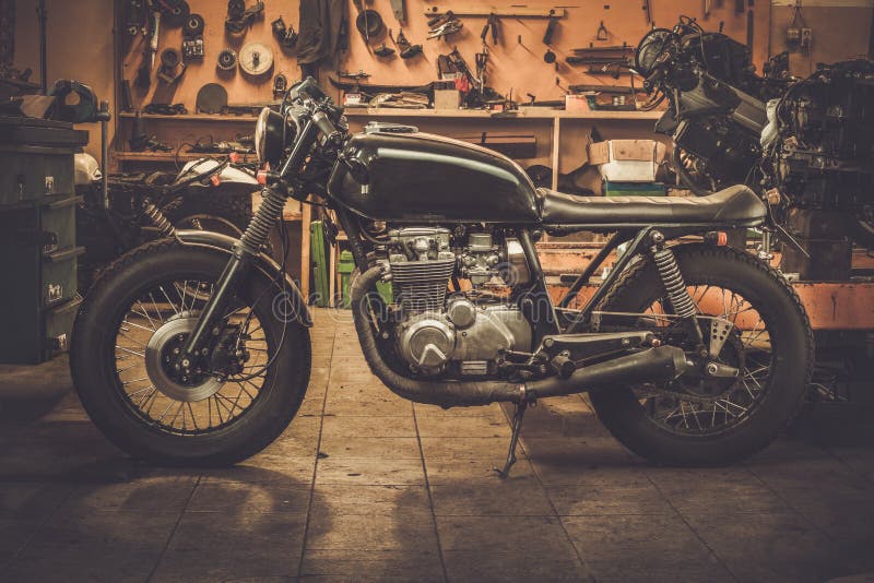 Motocicleta do café-piloto do estilo do vintage