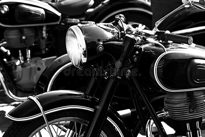 Motocicleta vieja fotografía de archivo Motocicleta vieja fotografía de archivo