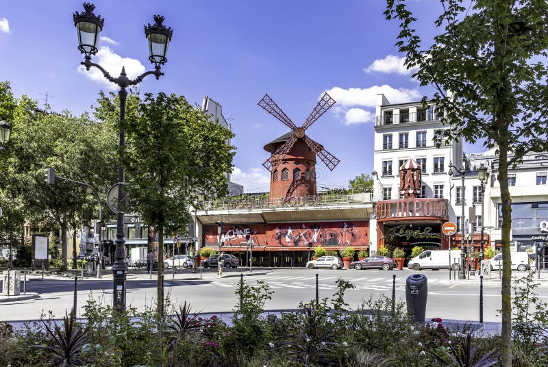 Moulin Rouge in Paris editorial image. Image of landmark - 185190370