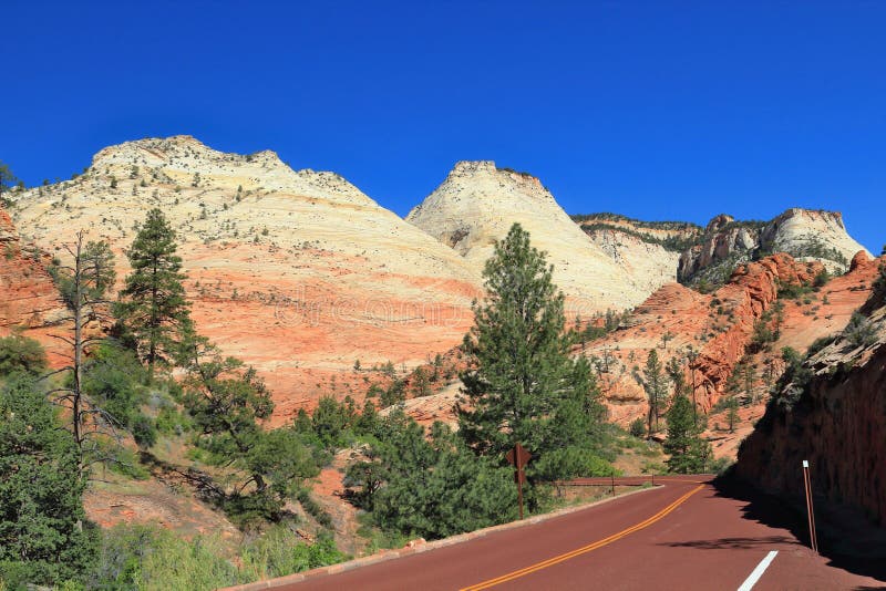 Zion National Park Desert Landscape at Checkerboard Mesa Along Carmel