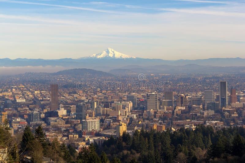 Mount Hood over City of Portland Oregon royalty free stock photos Mount Hood over City of Portland Oregon royalty free stock photos