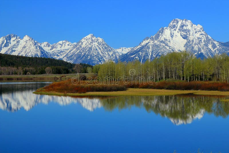 Grand Teton National Park, Rocky Mountains, Mount Moran and Teton Range Reflected in Oxbow Bend of Snake River, Wyoming, USA