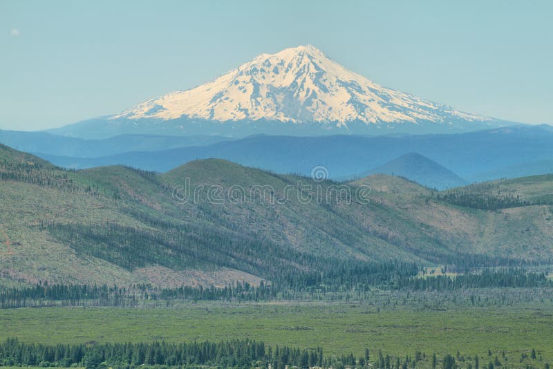 Mount Shasta in California. Stock Photo Image of mount, shasta 76578992