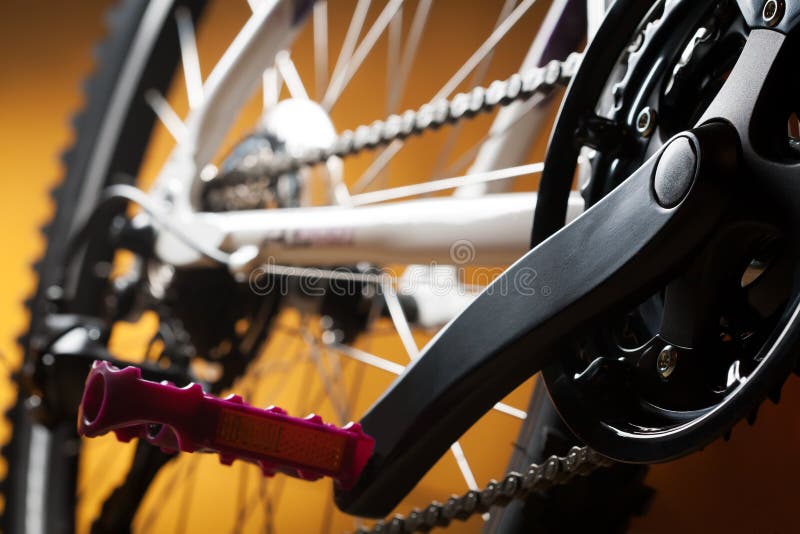 Mountain bike, front sprocket and pedal