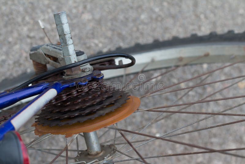 gear case of bicycle