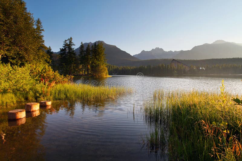 Horské jazero na Slovensku Tatry