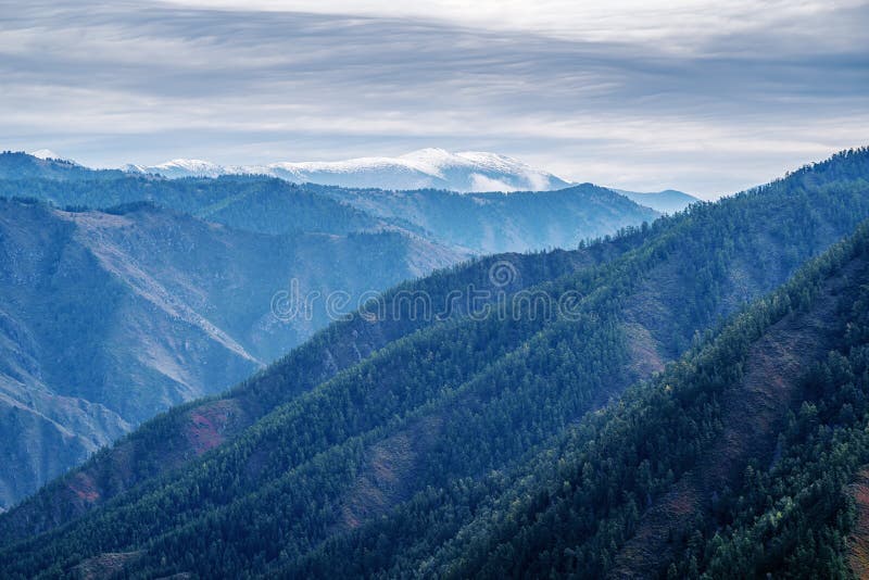 Mountain landscape with snowy peaks royalty free stock photography Mountain landscape with snowy peaks royalty free stock photography