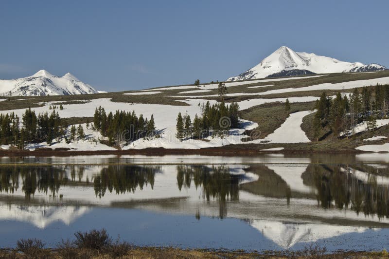 Mountain and snow patterns