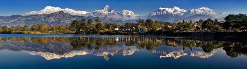 Mountains reflection