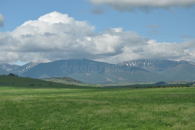 Hory, výhľady na Západné Tatry
