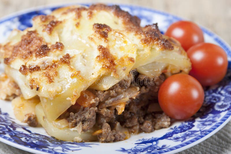 Kartoffel Moussaka Mit Hackfleisch — Rezepte Suchen