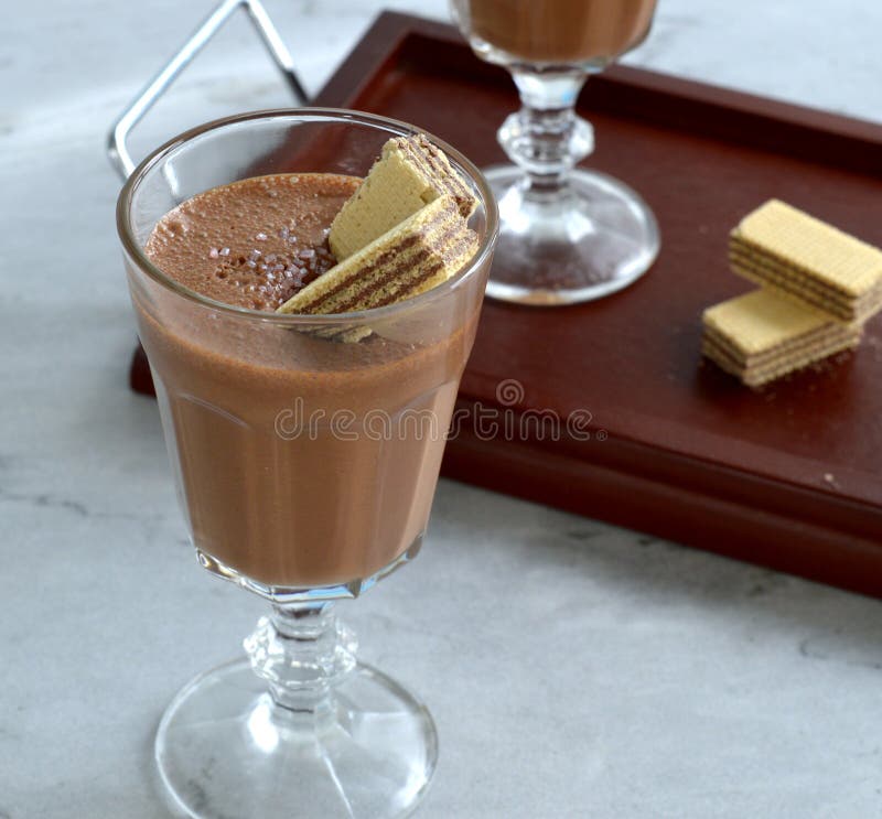 Mousse de chocolate fotos de archivo libres de regalías Mousse de chocolate fotos de archivo libres de regalías