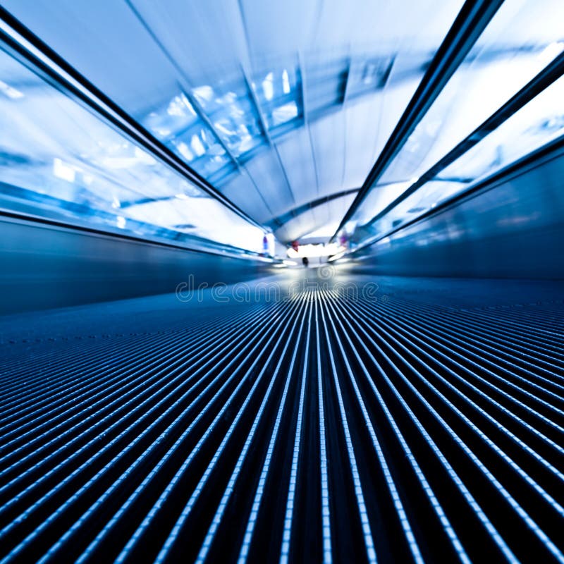 Moving travelator in office hall