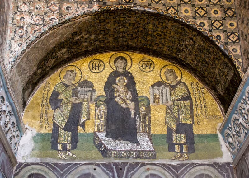 Mozaïek van de Maagdelijke holding Jesus van Mary binnen Hagia Sophia royalty-vrije stock foto Mozaïek van de Maagdelijke holding Jesus van Mary binnen Hagia Sophia royalty-vrije stock foto